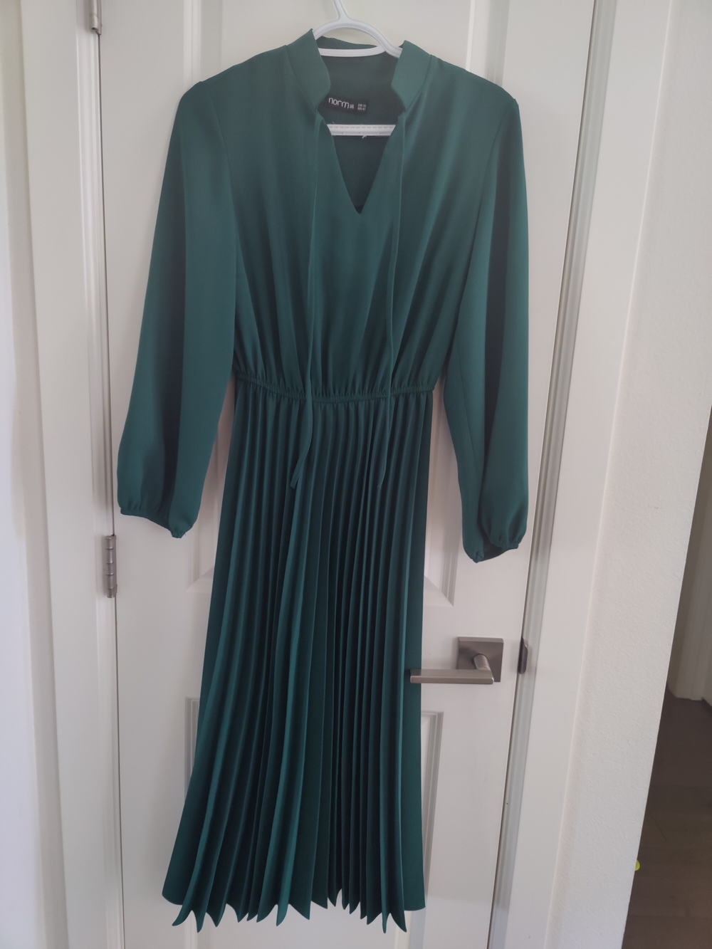 NOR Emerald Green Pleated Long-Sleeve Midi Dress